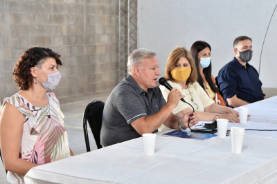 Municipio y Provincia Presentan el Programa &quot;TODOS LOS CHICOS Y LAS CHICAS EN LA ESCUELA APRENDIENDO&quot;